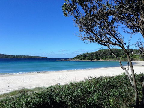 Seafaring @ Fingal Bay - Dentist Find 3