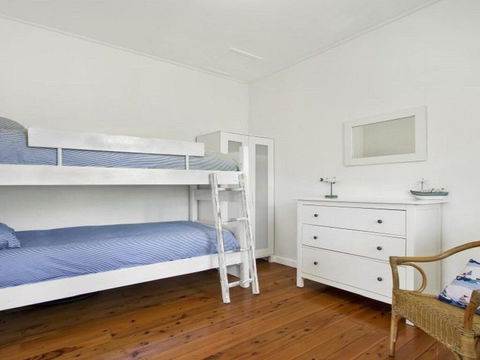 Seahorse - Beach Just 550m From House - Dentist Search 2