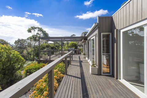 Seaside Escape Family Friendly Mount Martha Retreat - Dentist Find 1