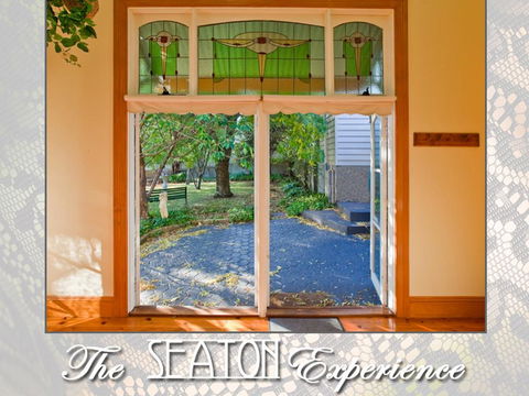 Seaton On Spence - Old World Charm With Modern Living - Dentist Find 3