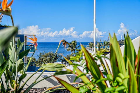 Second Floor 2 Bedroom Mooloolaba Escape - Caribbean Resort - Dentist Find 3