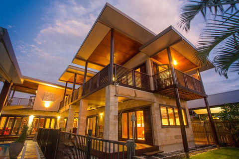 Serendipity - Cable Beach Escape - Dentist Search 0