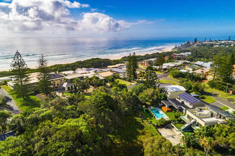 Shelly Beach Shack - Dentist Find 1