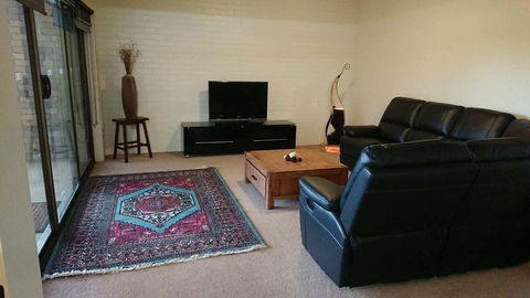 Shepparton Golf Motel - Dentist Find 3