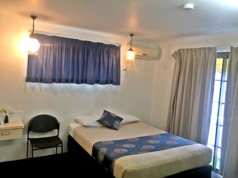 Siesta Villa Motel - Dentist Find 1