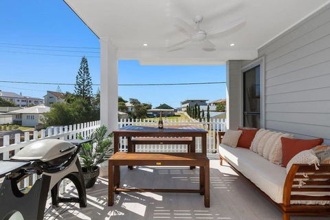 Silica Sands Beach House - Dentist Find 1