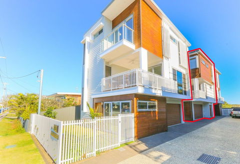 Silica Townhouse Kingscliff - Dentist Find 0