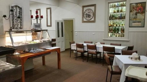 Snake Valley Hotel - Dentist Find 0