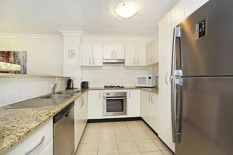 Sorrento Apartments - Unit 201 - Dentists Australia 1