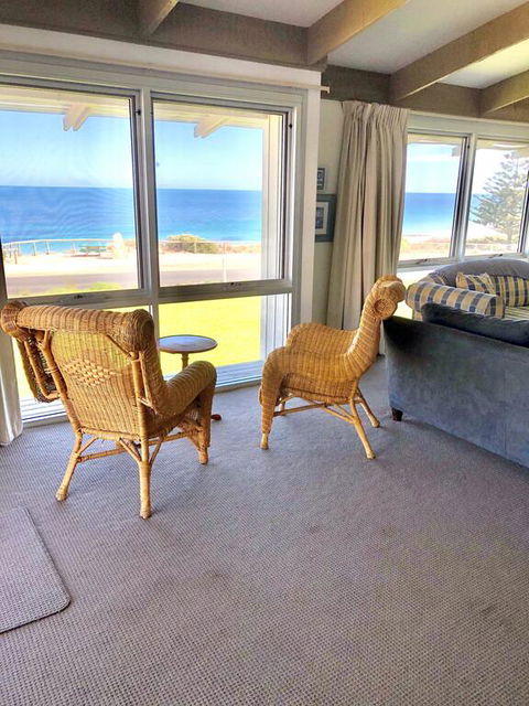 South Beach House 1 - 12 Gold Coast Drive - Dentist Search 3