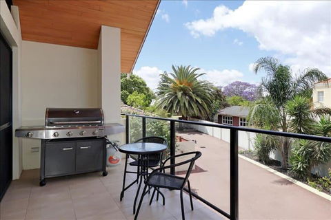 South Perth Yacht Club Swan River Applecross - Dentist Find 3