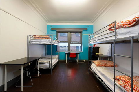 South Yarra Hostel - Dentist Find 3