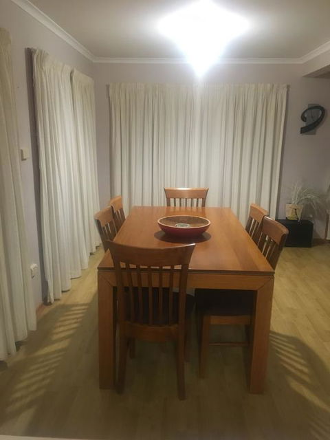 Spacious And Central To CBD - Dentist Search 2