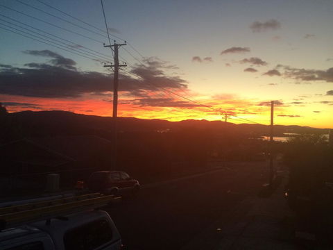 Spacious And Central To CBD - Dentist Search 1