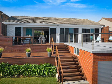 Spirit Of Gerroa - Dentist Find 1