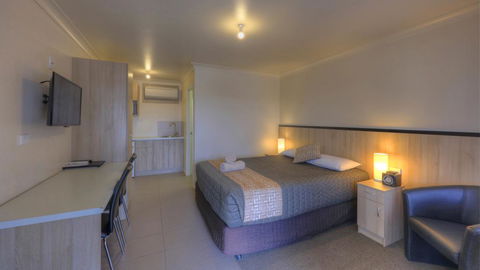 Starline Motor Inn - Dentist Find 0