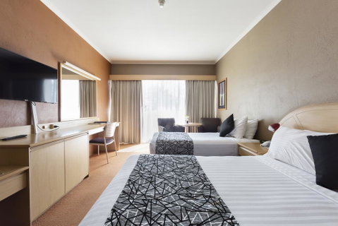 Statesman Hotel - Dentist Find 0