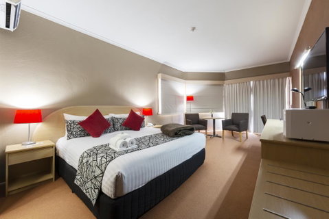 Statesman Hotel - Dentist Find 2