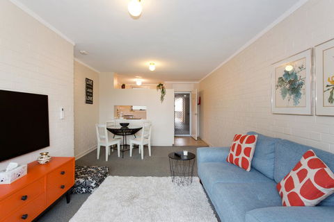 Stay Okay Central - Fremantle - Dentist Find 3