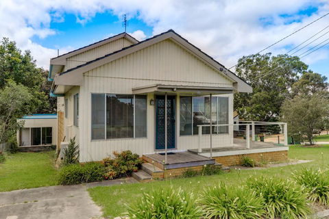 Stradbroke - Dentist Find 1