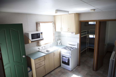 Strayleaves Caravan Park - Dentist Find 3