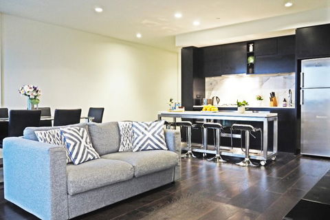 STYLISH 2BR 2BTH + CAR = HEART OF SOUTH YARRA - Dentist Find 2