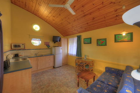 Sunlover Lodge - Dentist Find 3