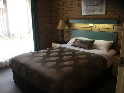 Sunrise Motel - Dentist Find 2