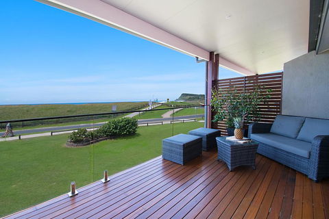 Sunrise Reef Unit 2 - Lennox Head - Dentist Search 0