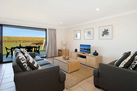 Sunrise Reef Unit 4 - Lennox Head - Dentist Search 3