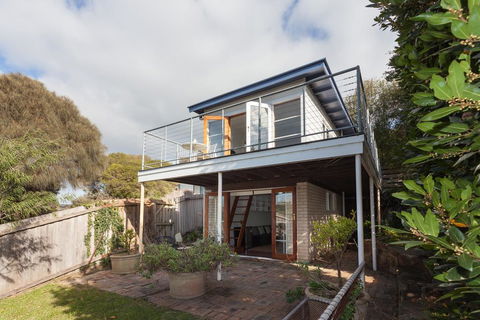 Sunseeker Cottage - Gorgeous Seaside Cottage - Dentist Find 2