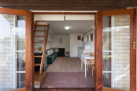 Sunseeker Cottage - Gorgeous Seaside Cottage - Dentist Find 1