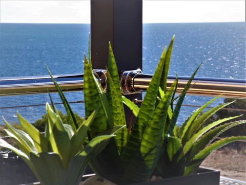 Sunset Cove Beach House - Dentists Australia 2