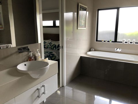 Sunset On Sunrise Bed & Breakfast - Dentist Search 2