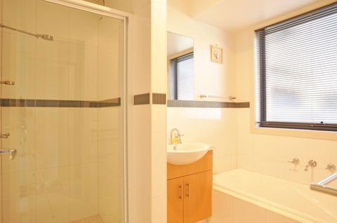 SUNSET WATERS - INLET SIDE - Dentists Australia 3