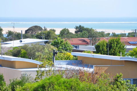 SUNSET WATERS - INLET SIDE - Dentists Australia 1