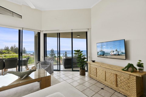 Sunshine Beach Penthouse With Beach Views - Unit 9/21 Park Crescent, Sunshine Beach - Dentist Find 3
