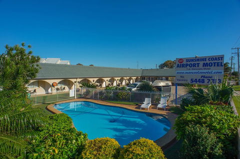 Sunshine Coast Airport Motel - Dentist Find 0