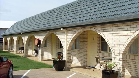 Sunshine Coast Airport Motel - Dentist Find 3
