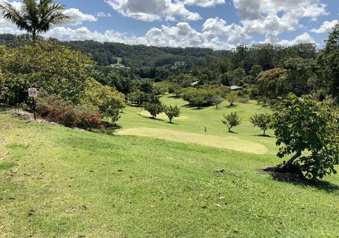 Sunshine Coast Retreat - Dentist Find 0