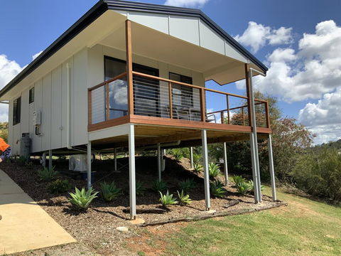 Sunshine Coast Retreat - Dentist Find 1