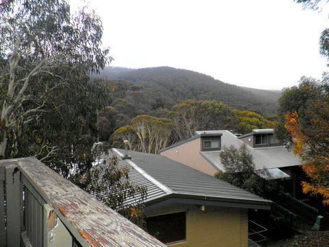 Super Value Thredbo STUDIO & Ante-Room Apartment - Dentist Search 2