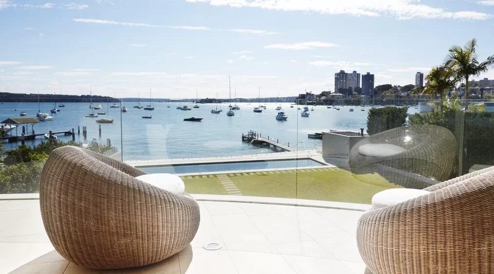 Superb 3 bedroom 2 bathroom first level waterfront