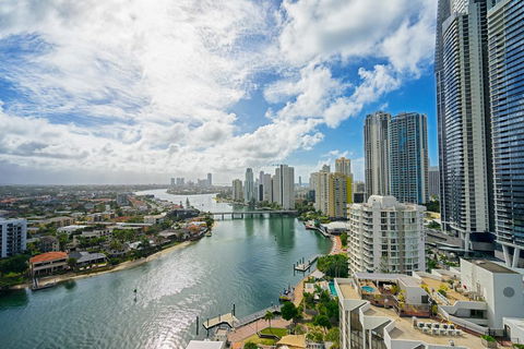 Superb Surfers Paradise Apartment - Top Location! - Dentist Find 1
