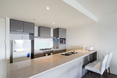 Superb Surfers Paradise Apartment - Top Location! - Dentist Find 2