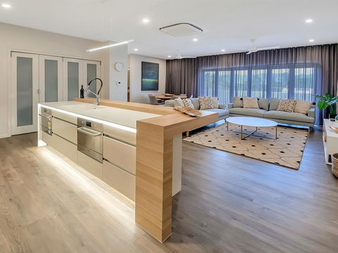 Superior Luxury Apartment In The City - Dentist Find 2
