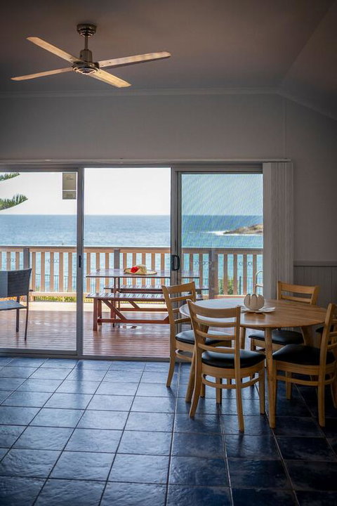 Surf Beach Holiday Park - Dentist Find 3