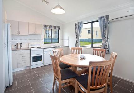 Surf Beach Narooma Holiday Park - Dentist Find 1