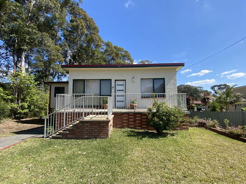 Surf Beach Sanctuary - Dentist Find 0