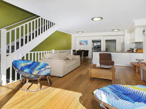 Surf Beach Townhouse - Dentist Find 3